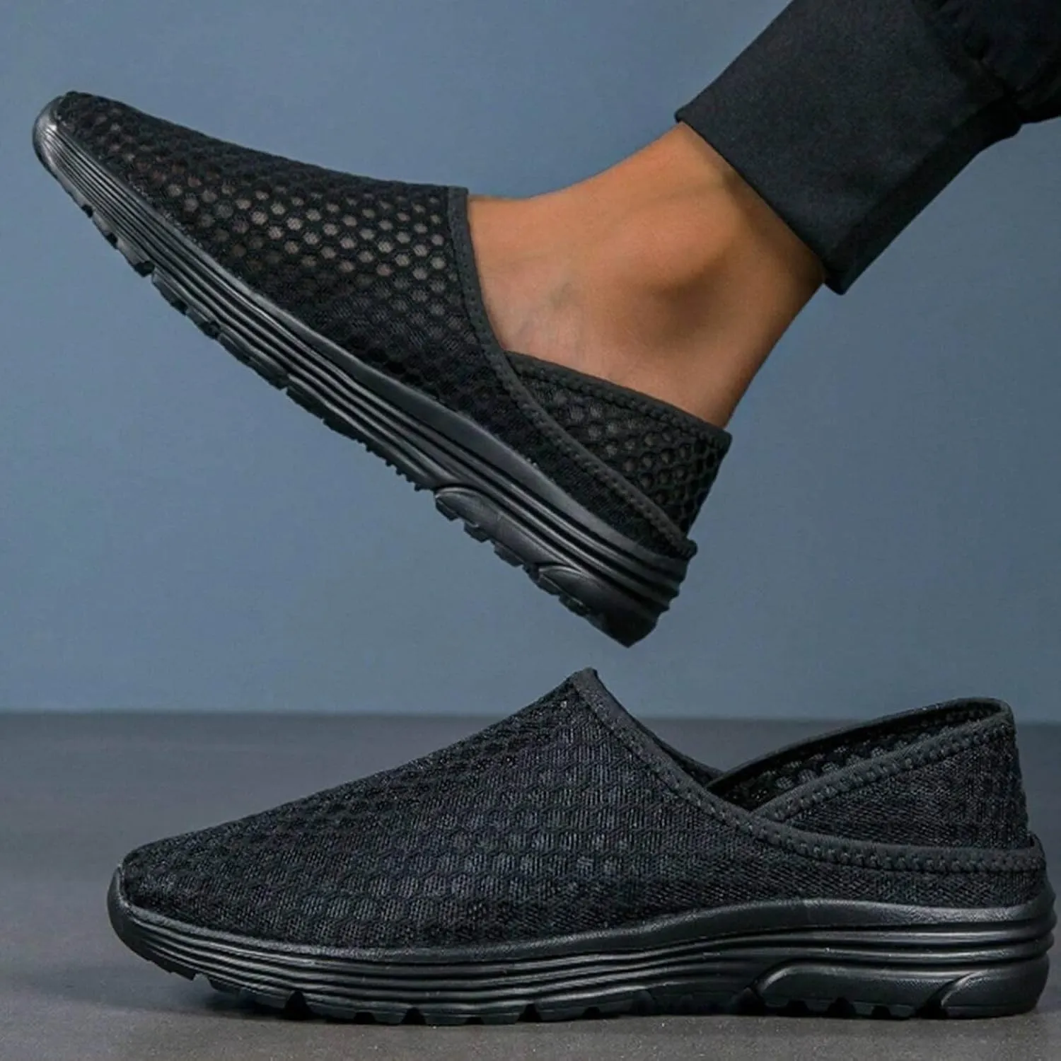 Mens Loafers & Slip-Ons Men's and Women's Lazy Slip-On Shoe Breathable Semi Casual Sports Shoes