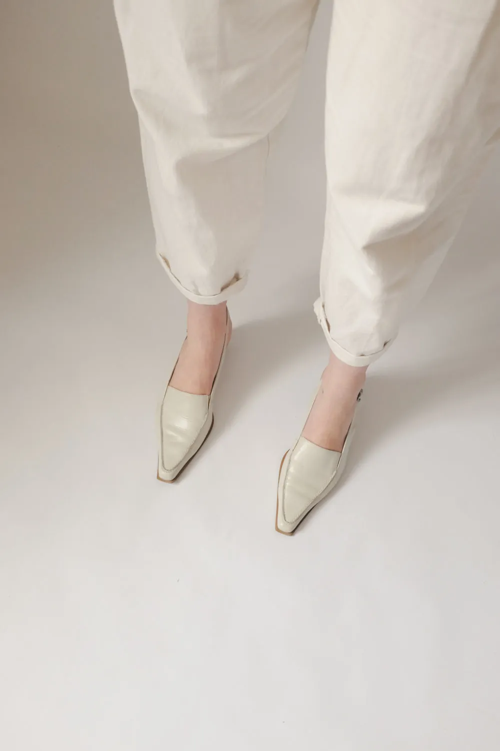 POINTY CREAM SLING BACK MULES 39 40