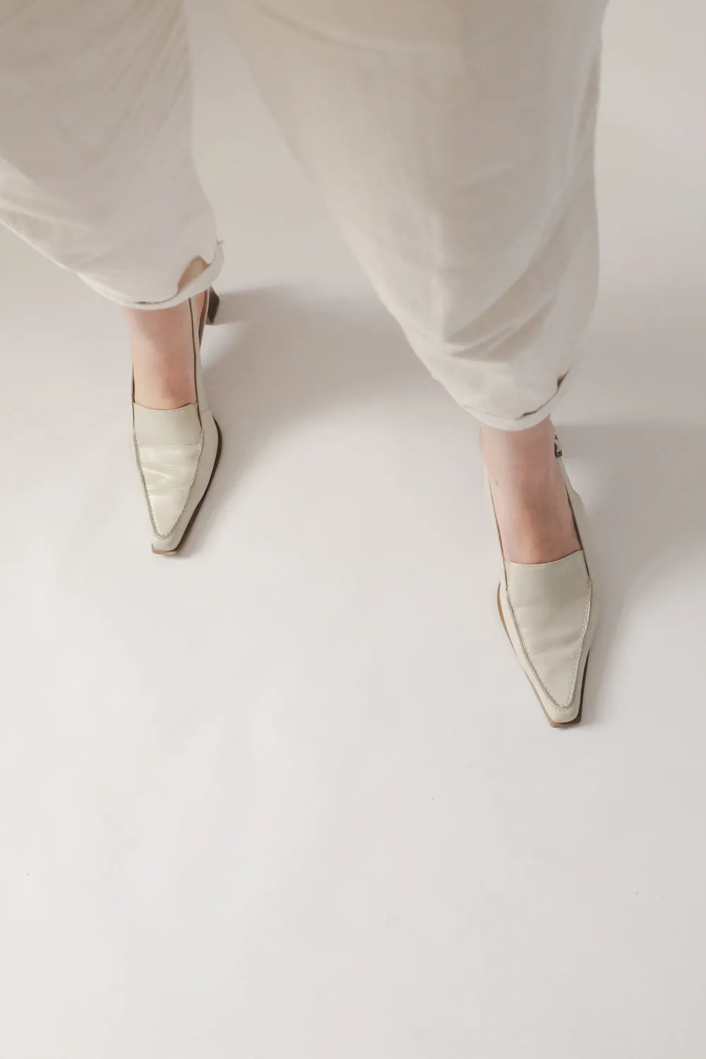 POINTY CREAM SLING BACK MULES 39 40