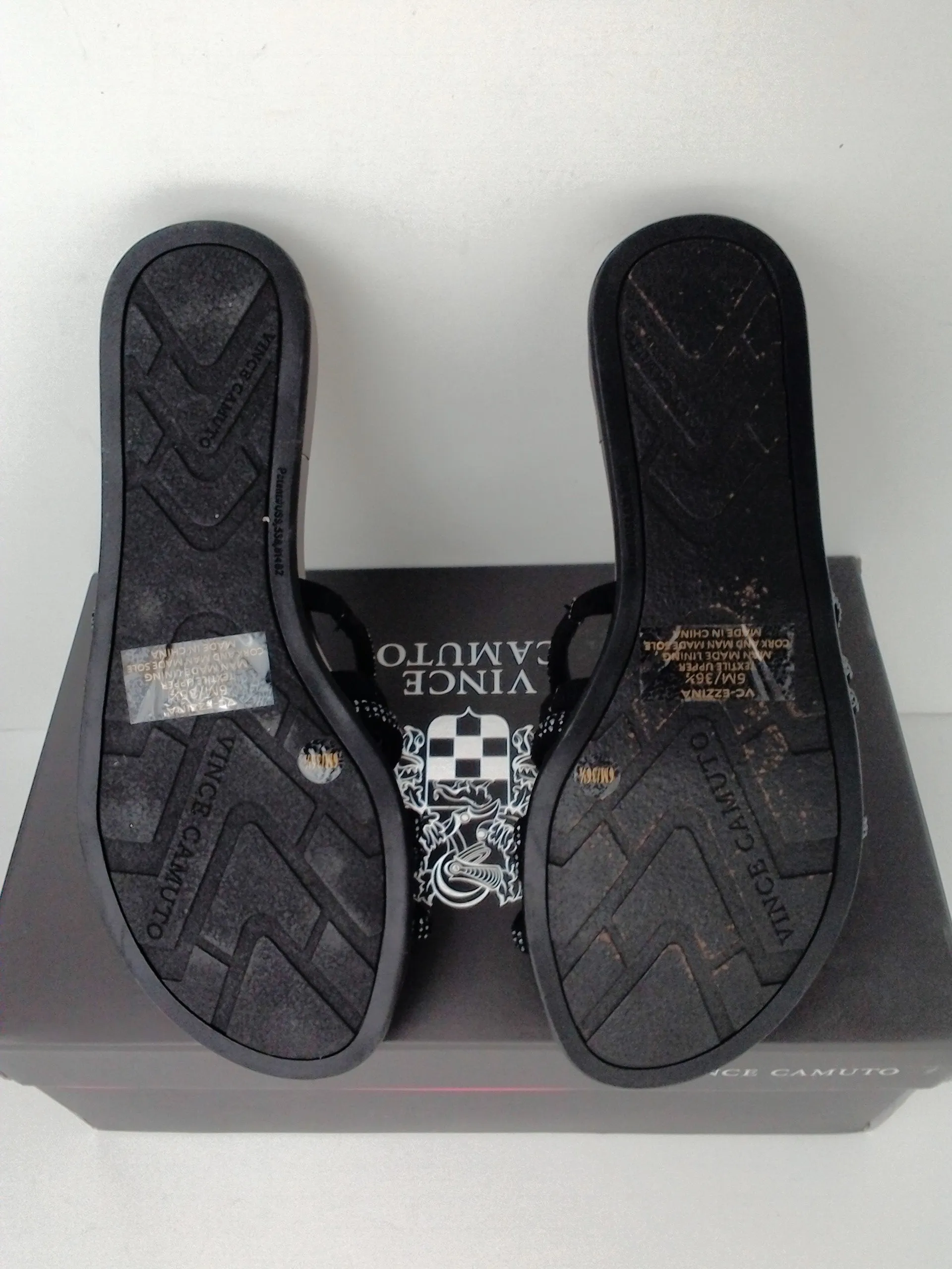 Vince Camuto VC-Ezzina Crystal Embellished Slide Black Sandal Microsuede Size 6