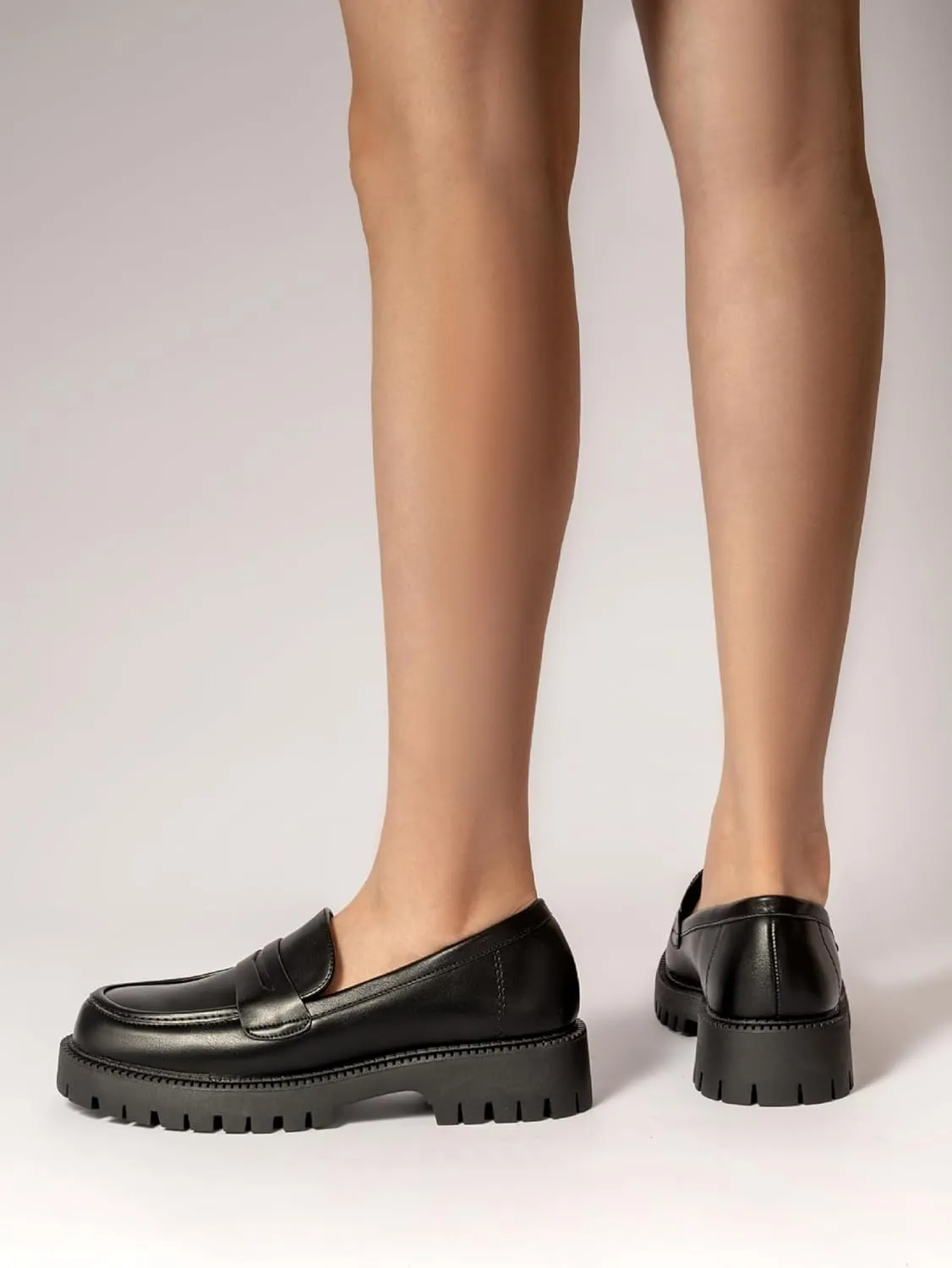 Women Lug Sole Chunky Heel Loafer Slip On Low Heel Closed Toe Trendy Pumps Business Work Office Lady Shoes Black